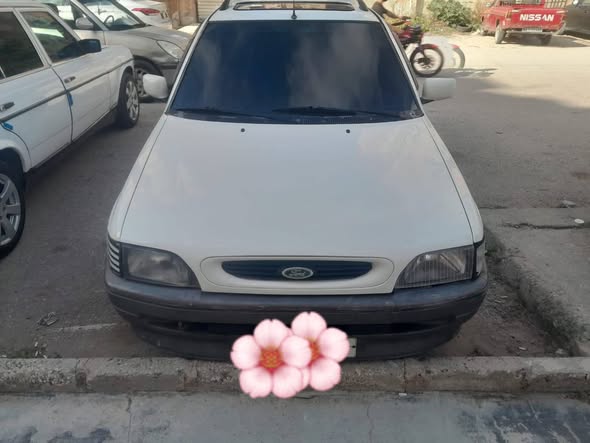 فورد اسكورد 1992 - صورة 3