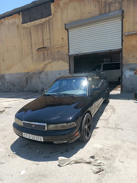 مازدا سنتيا 1995 - صورة 2