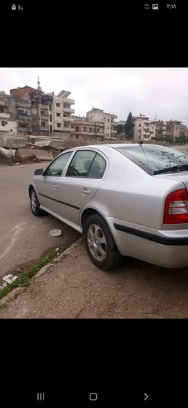 سكودا اوكتافيا 2001 - صورة 5
