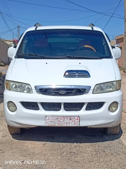 هيونداي H-1 2003 - صورة 2