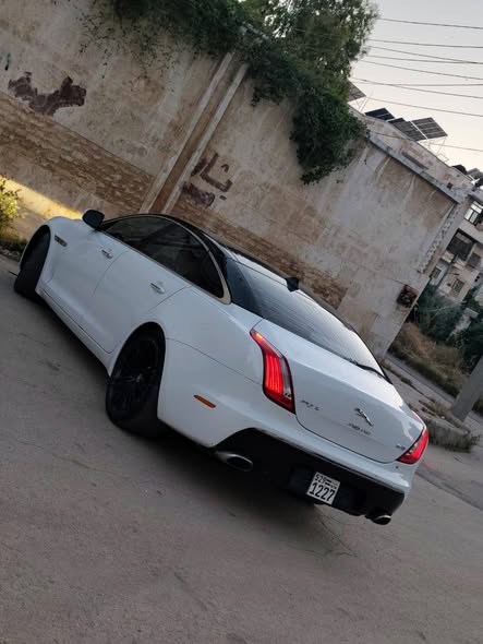 جاكوار اكس جي 2012 - صورة 2