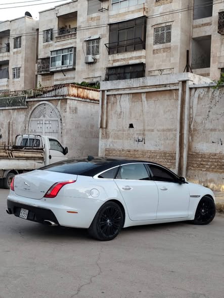 جاكوار اكس جي 2012 - صورة 3