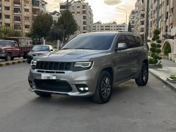 جيب جراند شيروكي 2019 - صورة 2