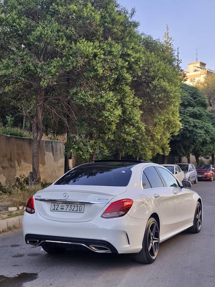 مرسيدس C300 2016 - صورة 4