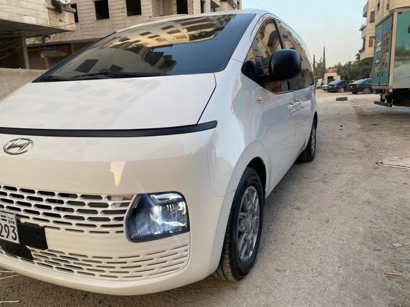 هيونداي ستاريا 2022 - صورة 5