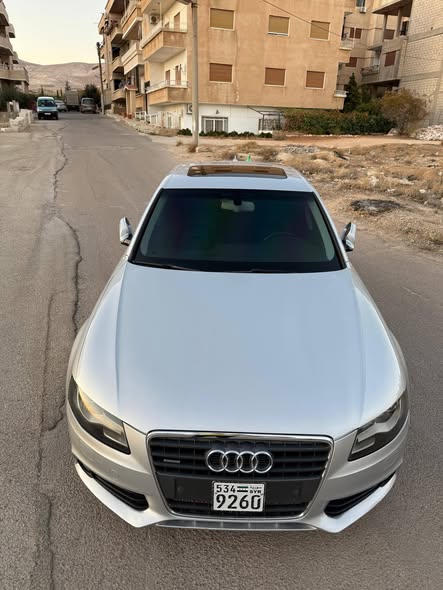 أودي A4 2011 - صورة 1