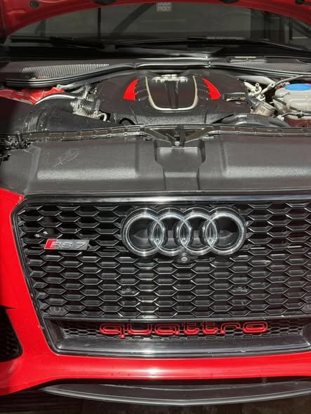 أودي RS7 2015 - صورة 2