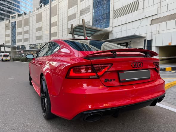 أودي RS7 2015 - صورة 3