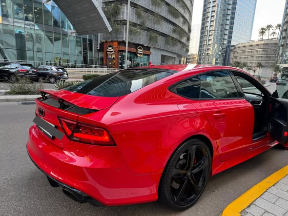 أودي RS7 2015 - صورة 4