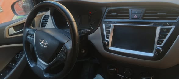 هونداي i20 2021 - صورة 4
