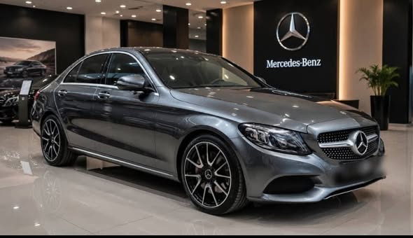 مرسيدس C300 2018 - صورة 1