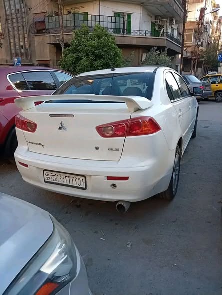 ميتسوبيشي لانسر 2009 - صورة 3