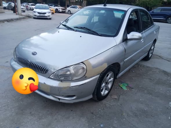 كيا ريو 2002 - صورة 1