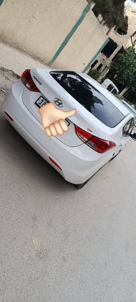 هيونداي افانتي 2013 - صورة 4