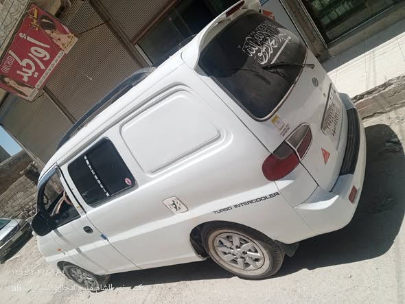 هيونداي اتش 1 2006 - صورة 4