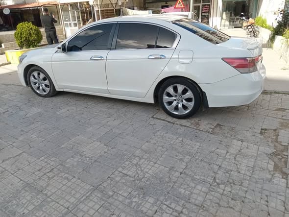 هوندا اكورد 2008 - صورة 5