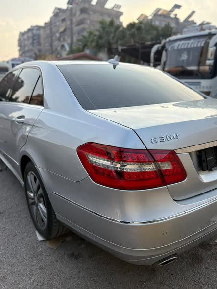 مرسيدس E350 2012 - صورة 3