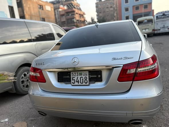 مرسيدس E350 2012 - صورة 4