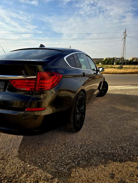 بي إم دبليو 5 Series GT 2013 - صورة 2