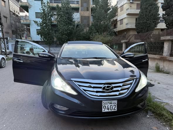 هيونداي سوناتا 2012 - صورة 1