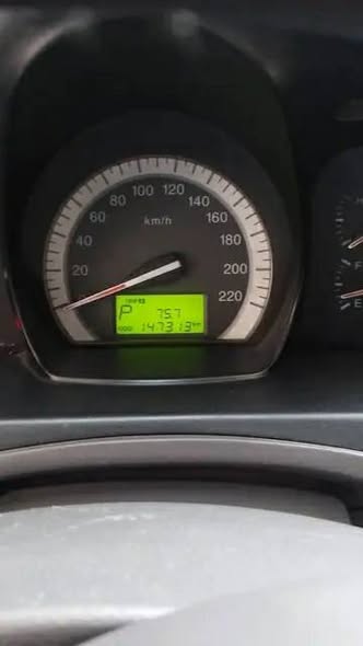كيا سيراتو 2008 - صورة 4