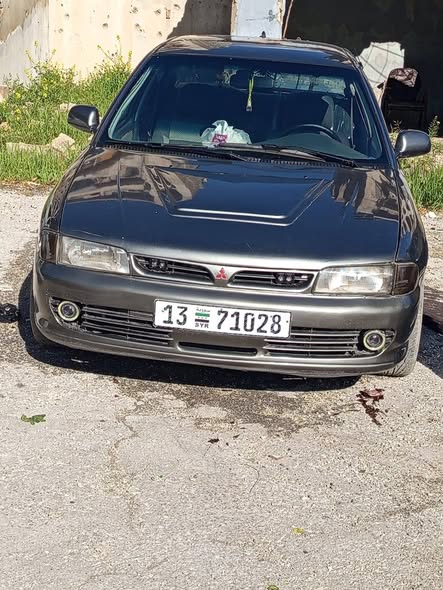 ميتسوبيشي لانسر 1993 - صورة 1