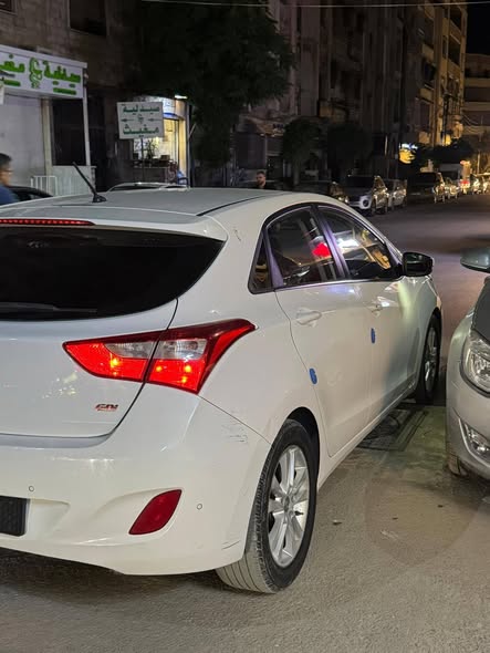 هونداي i30 2012 - صورة 2