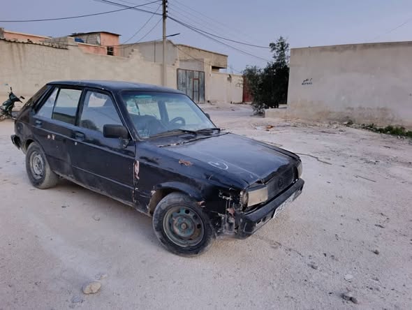 تويتا ستارليت 1983 - صورة 3