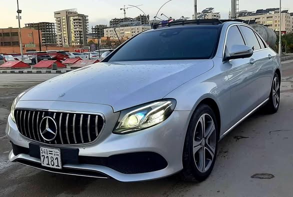 مرسيدس E300 2018 - صورة 4
