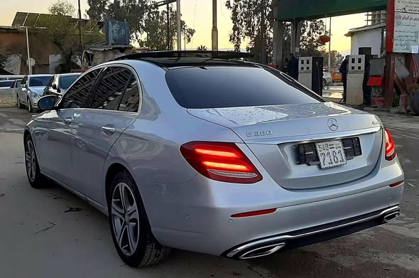 مرسيدس E300 2018 - صورة 5
