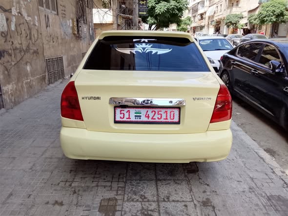 هيونداي فيرنا 2011 - صورة 2