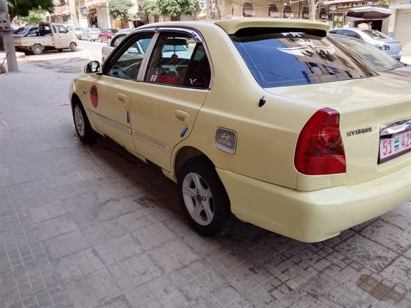 هيونداي فيرنا 2011 - صورة 3