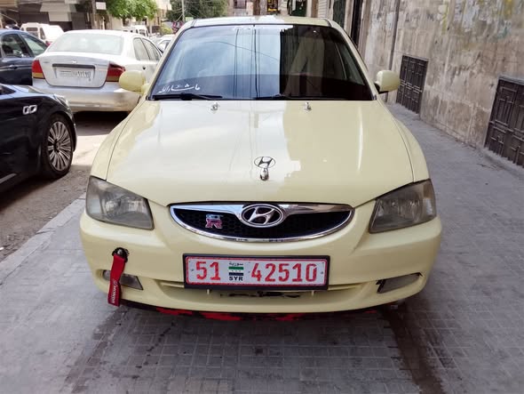 هيونداي فيرنا 2011 - صورة 4