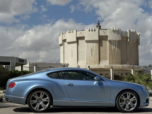 بنتلي كونتيننتال 2013 - صورة 5