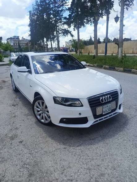 أودي A4 2011 - صورة 1