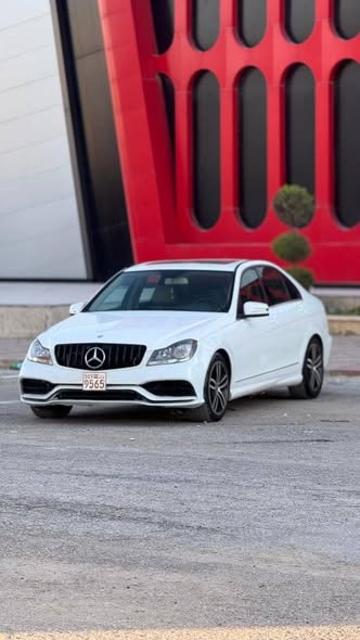 مرسيدس C-Class 2013 - صورة 1