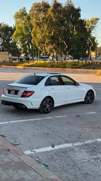 مرسيدس C-Class 2013 - صورة 2