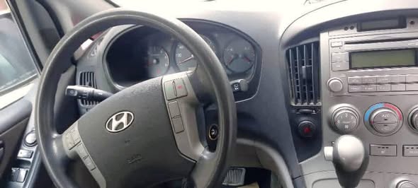 هيونداي H-1 2015 - صورة 4