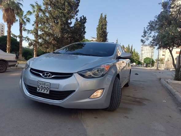 هونداي افانتي 2012 - صورة 1
