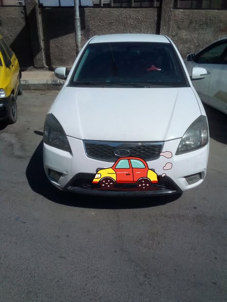 كيا ريو 2011 - صورة 3