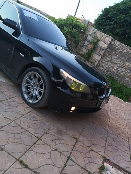 بي إم دبليو 530i 2004 - صورة 4