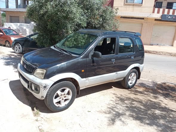 ديهاتسو تيريوس 2004 - صورة 3