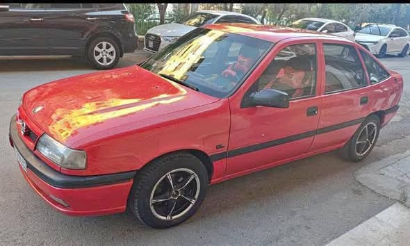 أوبل فكترا 1993 - صورة 5