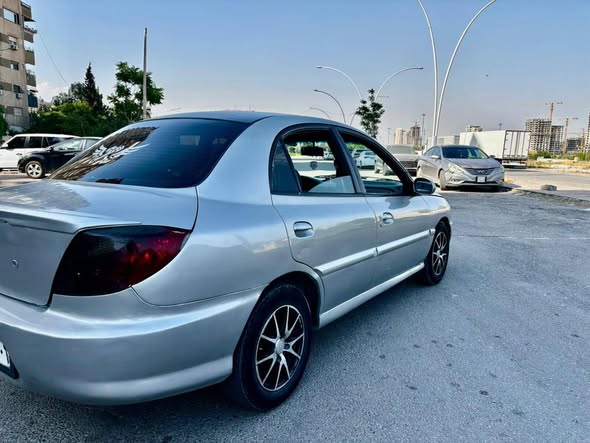 كيا ريو 2003 - صورة 2