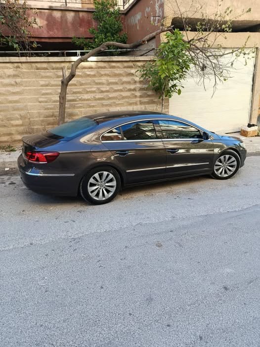 فولكس فاغن باسات cc 2012