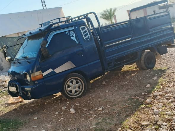 هونداي H-100 2003 - صورة 3