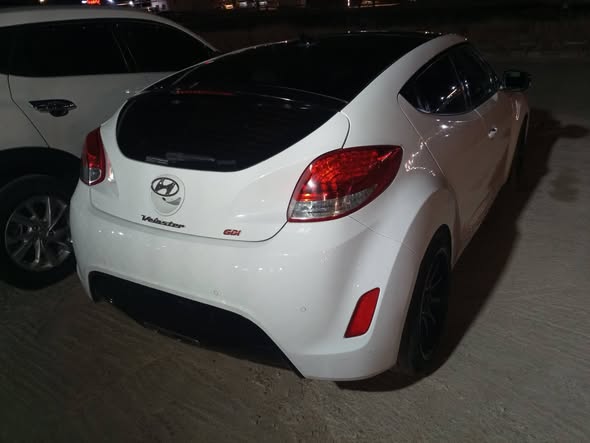 هونداي فيلوستر 2012 - صورة 1