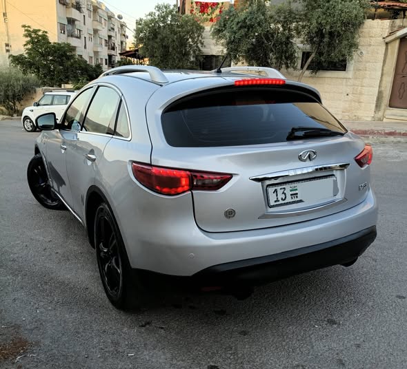 انفنتي FX35 2012 - صورة 3