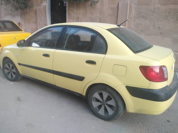 كيا ريو 2011 - صورة 5