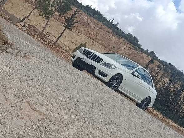 مرسيدس C180 2011 - صورة 3